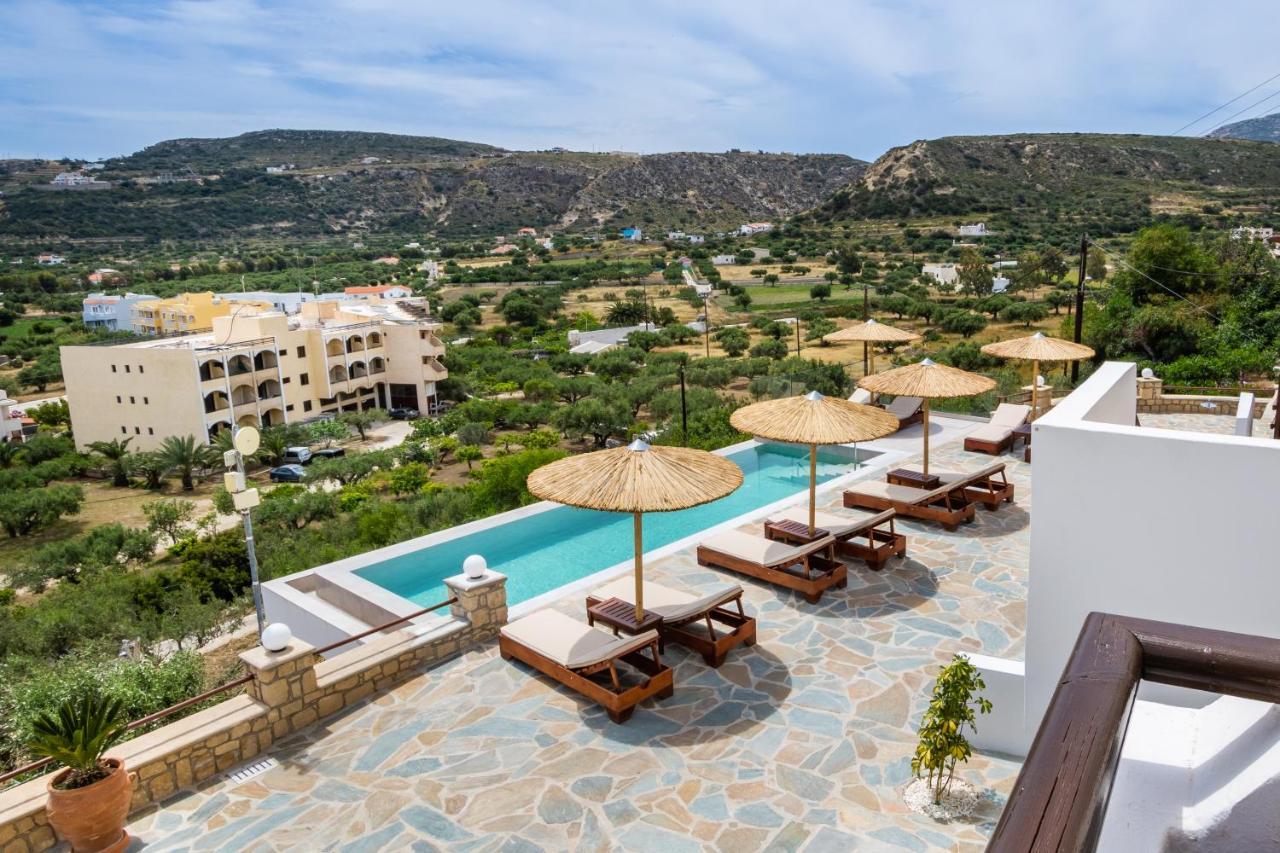 Aphrodite Luxury Studios & Apartments Cárpatos Exterior foto